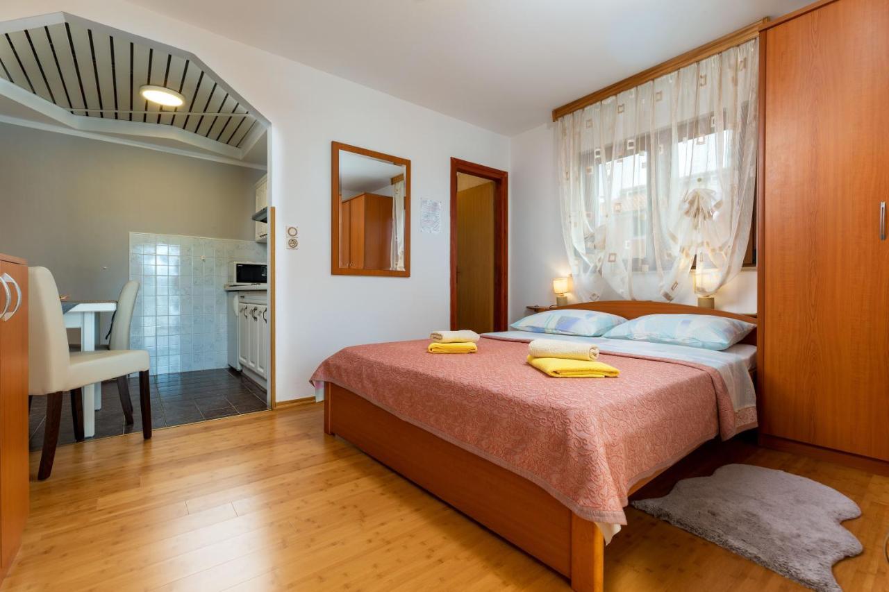 Apartments Kristina Rovinj Eksteriør bilde